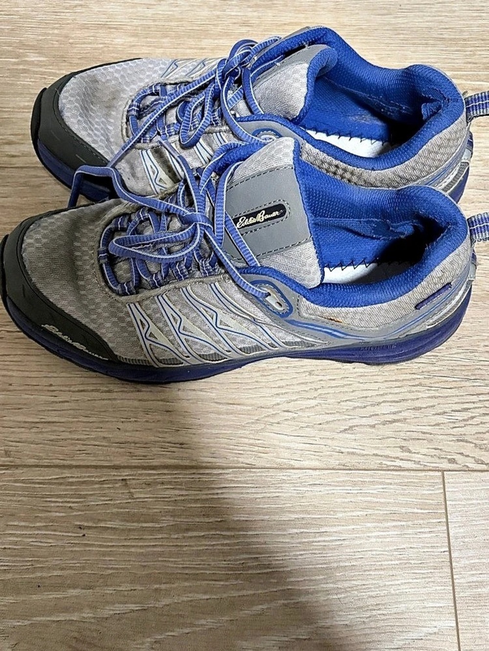 Women Athletic Shoes Gray & Blue US 7.5